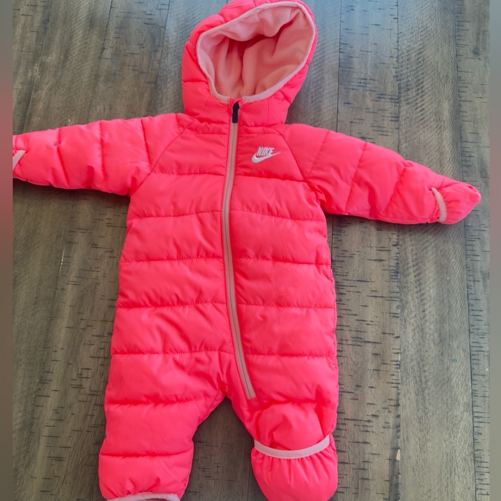 Nike One Piece puffer snowsuit